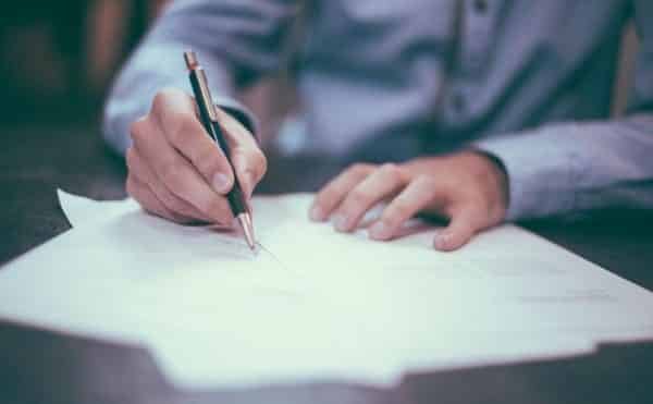 Pasos para contratar a un trabajador extranjero en Perú